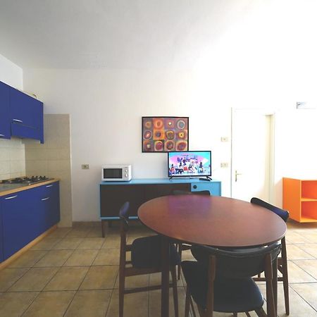 Residenza Holiday Llido Degli Estensi Exteriör bild