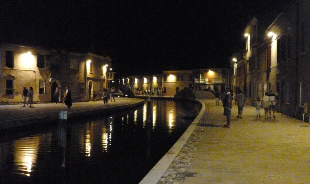 Residenza Holiday Llido Degli Estensi Exteriör bild