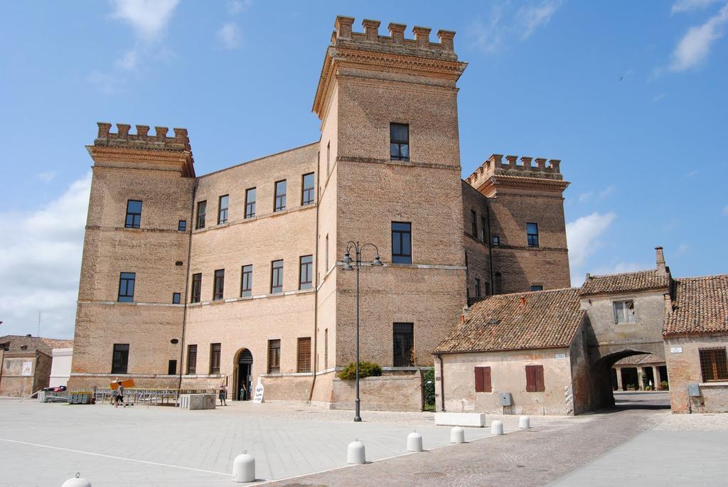 Residenza Holiday Llido Degli Estensi Exteriör bild